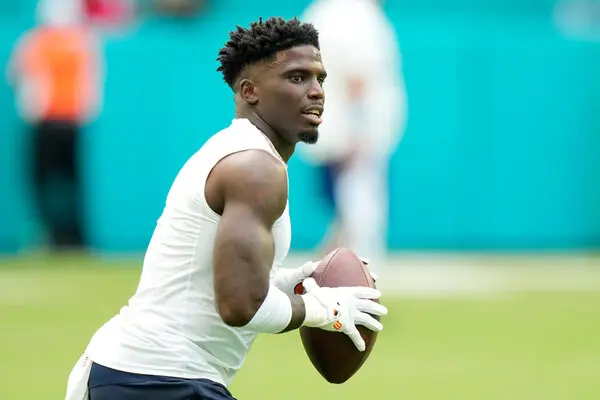 Why Did The Police Handcuff Miami Dolphins WR Tyreek Hill?